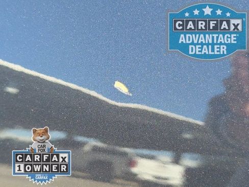 Used 2023 Tesla Model Y Performance image 31