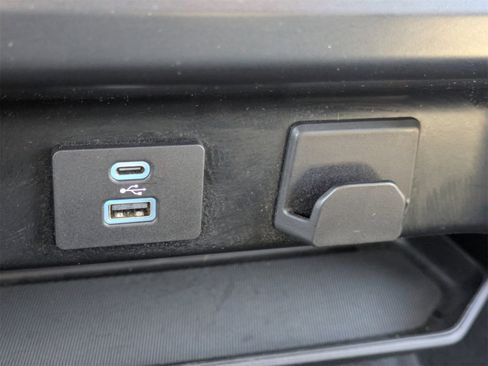 Used 2023 Ford F150 XLT image 23