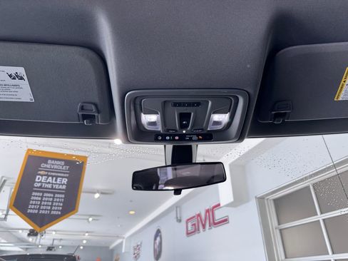 Used 2021 GMC Sierra 1500 Elevation w/ Preferred Package image 25