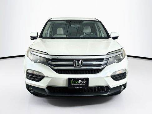 Used 2016 Honda Pilot EX image 2