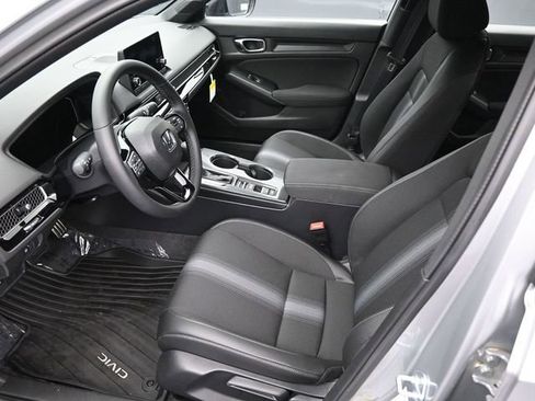 Certified 2025 Honda Civic Sport image 9