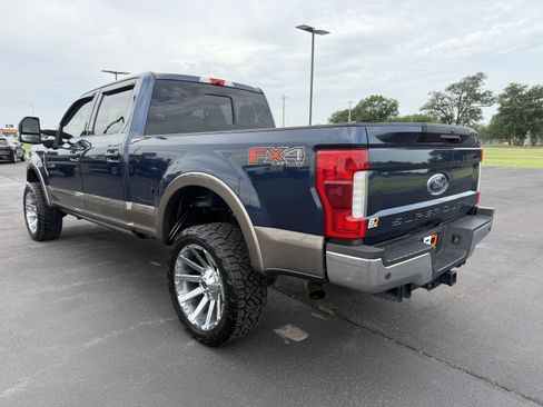 Used 2019 Ford F250 Lariat w/ Lariat Ultimate Package AWD/4WD image 4
