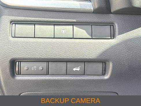 Used 2023 Nissan Rogue SV w/ SV Premium Package AWD/4WD image 8