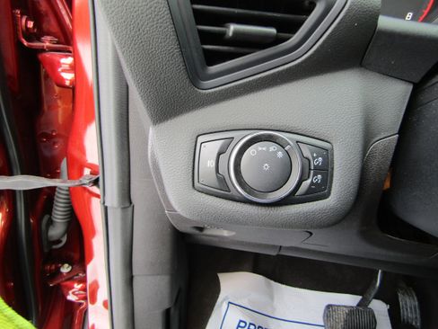 Used 2014 Ford Escape SE w/ Equipment Group 201A image 20