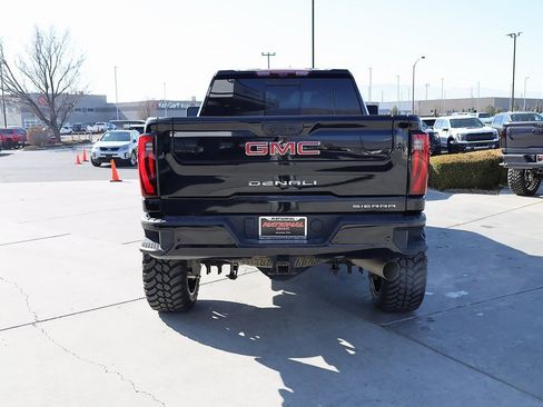 Used 2024 GMC Sierra 3500 Denali w/ Denali Reserve Package image 5