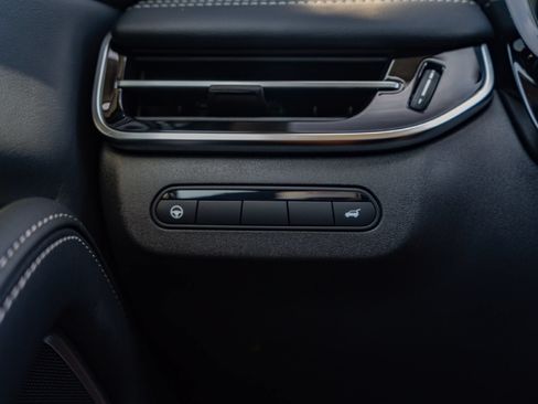 Certified 2026 INFINITI QX60 Luxe w/ Cargo Package FWD image 19