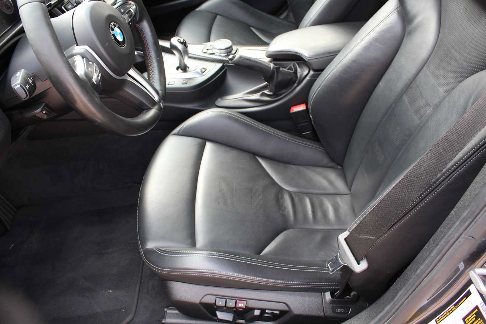 Used 2015 BMW M3 RWD image 26