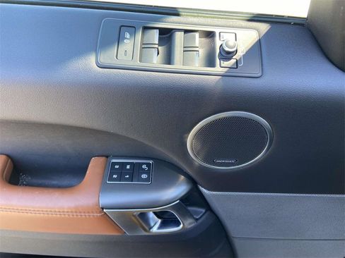 Used 2017 Land Rover Range Rover Sport Supercharged image 14