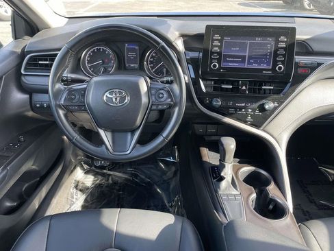 Used 2024 Toyota Camry SE w/ Convenience Package image 25