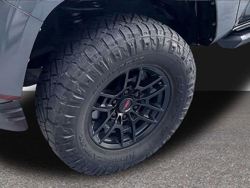 Certified 2023 Toyota Tacoma SR image 29