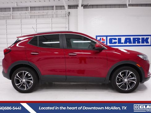 Used 2021 Buick Encore GX Select image 4