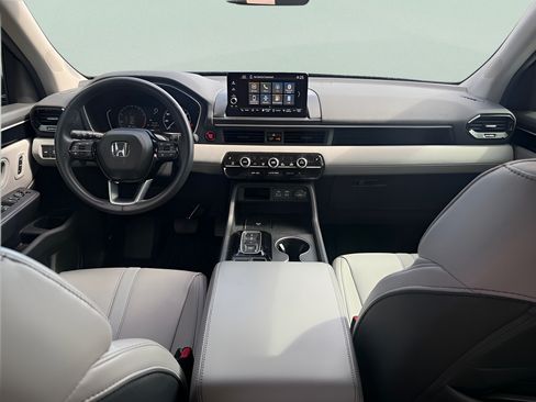 Certified 2025 Honda Pilot EX-L image 16