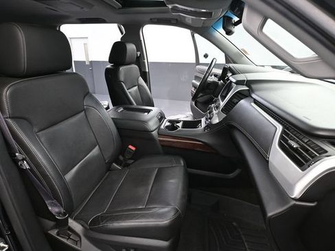 Used 2016 GMC Yukon SLT w/ Premium Edition AWD/4WD image 63