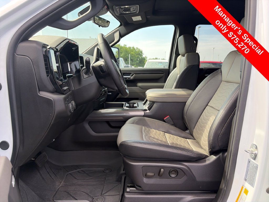 Used 2025 Chevrolet Silverado 2500 ZR2 w/ Technology Package AWD/4WD image 15