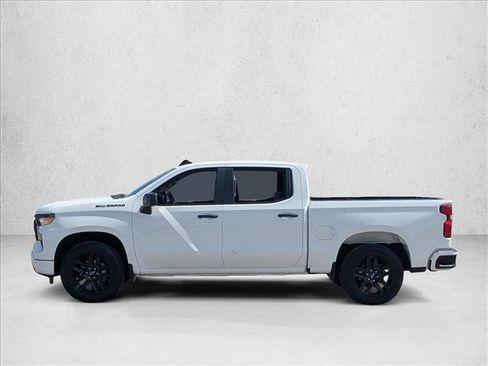 Used 2024 Chevrolet Silverado 1500 Custom w/ Dark Appearance Package RWD image 8