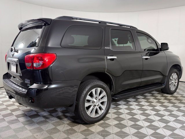 Used 2016 Toyota Sequoia Platinum AWD/4WD image 8