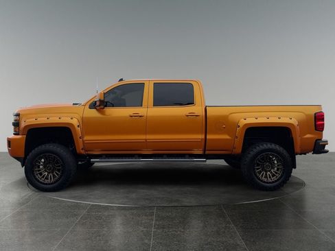 Used 2018 Chevrolet Silverado 2500 LTZ w/ Custom Sport Edition AWD/4WD image 5