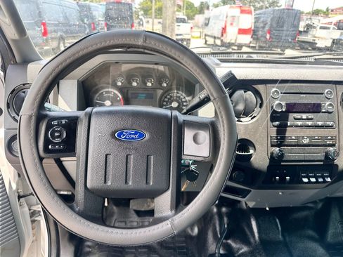 Used 2015 Ford F550 4x4 Crew Cab Super Duty image 12