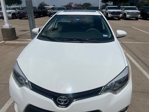 Used 2014 Toyota Corolla LE Premium w/ Driver Convenience Package FWD image 3