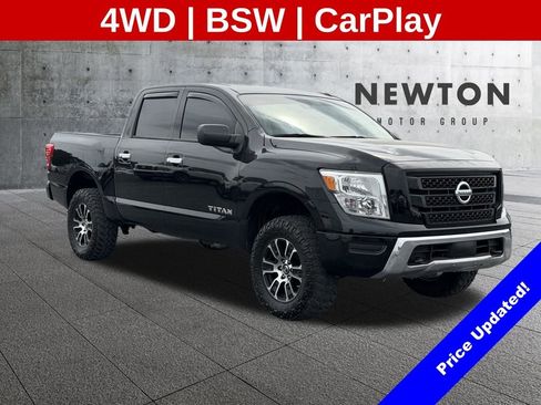 Used 2021 Nissan Titan SV AWD/4WD image 1