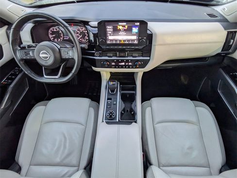 Used 2023 Nissan Pathfinder SL w/ SL Premium Package image 16