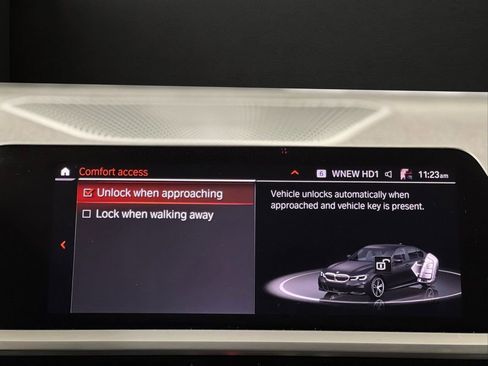 Used 2022 BMW 330i xDrive Sedan w/ M Sport Package image 28