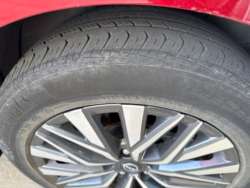Used 2024 Nissan Altima 2.5 SV w/ SV Premium Package FWD image 24