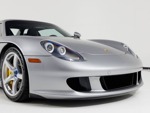 Used 2004 Porsche Carrera GT RWD image 57