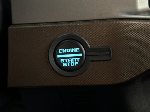 Used 2023 Ford Bronco Outer Banks AWD/4WD image 16