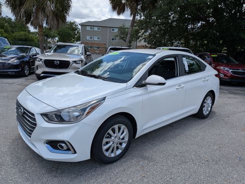 Used 2021 Hyundai Accent SEL FWD image 8