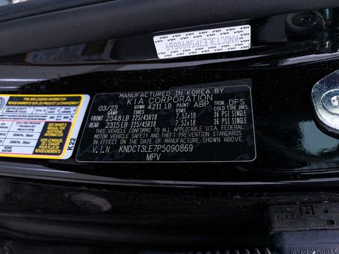 Used 2023 Kia Niro SX Touring FWD image 41