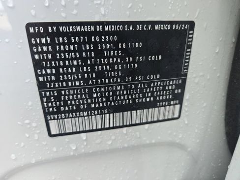 Used 2024 Volkswagen Tiguan SE AWD/4WD image 20