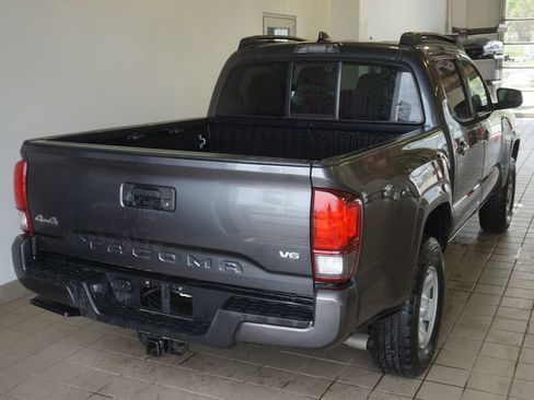 Used 2023 Toyota Tacoma SR AWD/4WD image 12