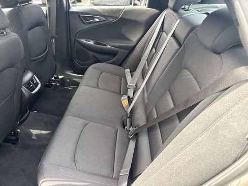 Used 2025 Chevrolet Malibu LT image 17