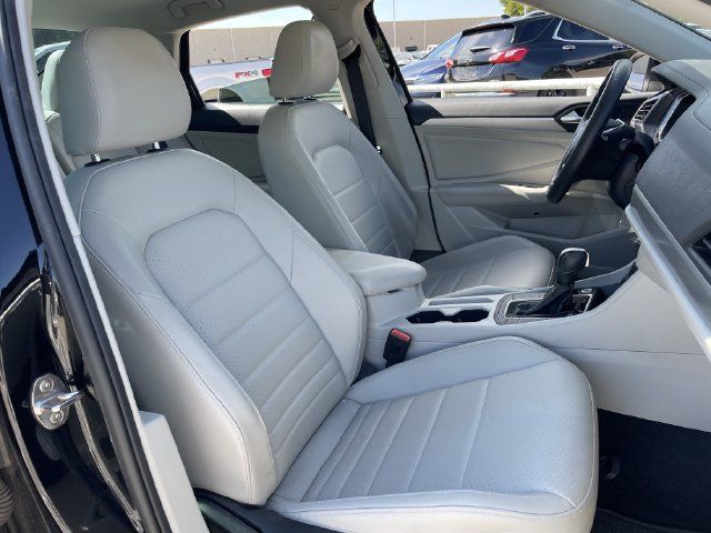 Used 2021 Volkswagen Jetta SE FWD image 26