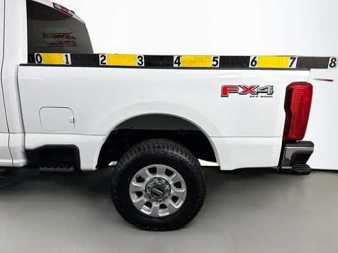 Used 2024 Ford F250 XLT w/ FX4 Off-Road Package AWD/4WD image 14