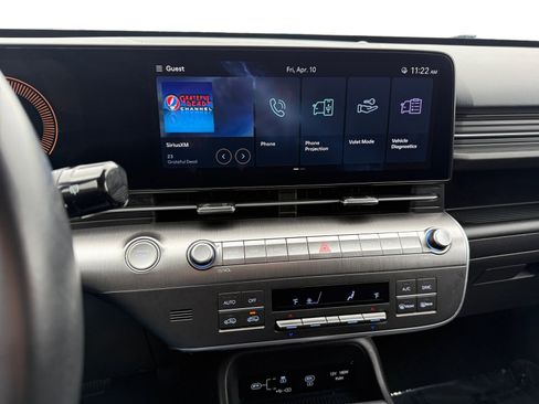 Used 2024 Hyundai Kona SEL image 12