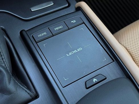 Certified 2022 Lexus ES 350 w/ Premium Package FWD image 39