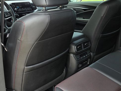 Used 2025 Honda Ridgeline Black Edition image 27