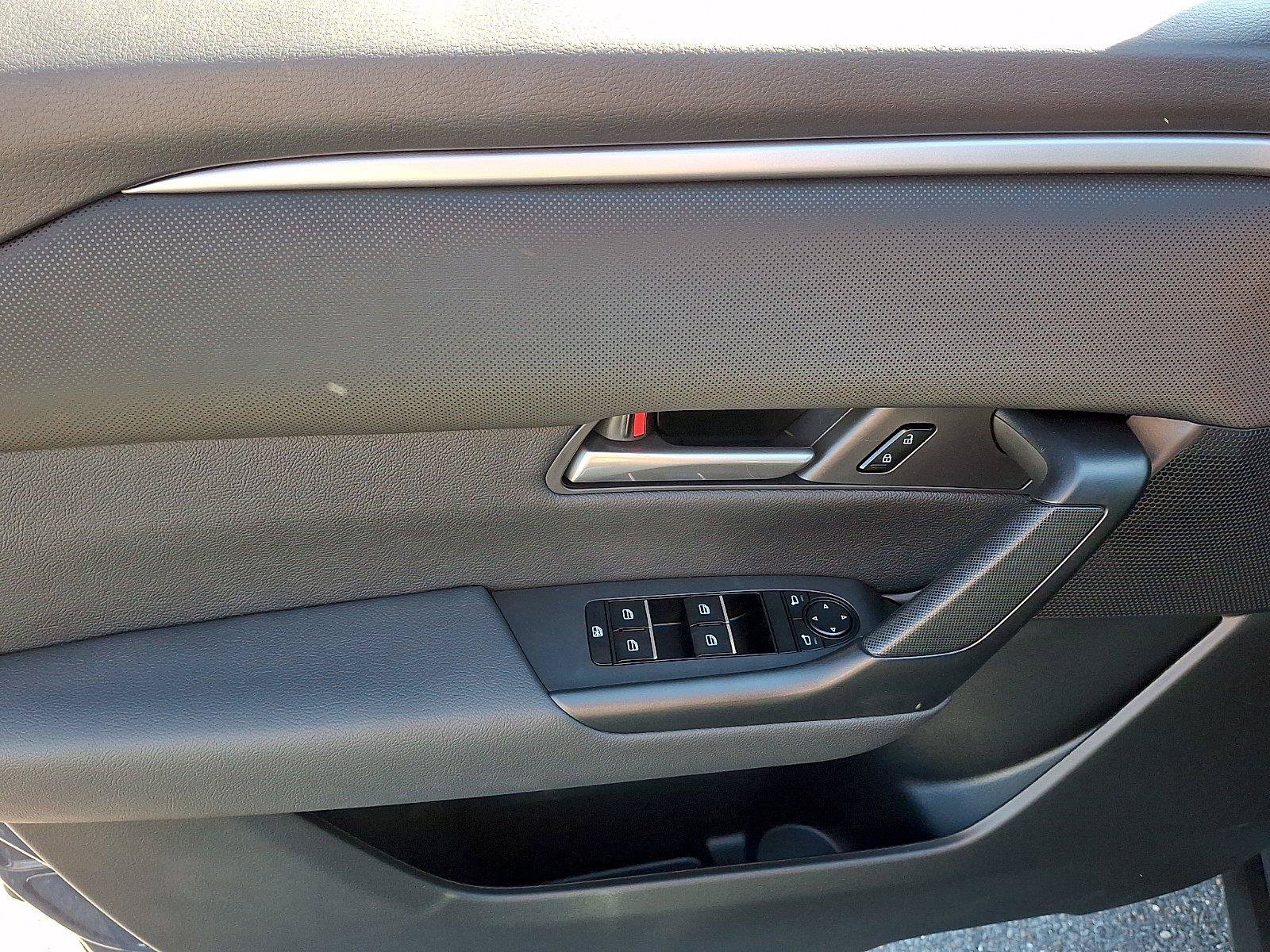 Used 2025 MAZDA CX-50 AWD 2.5 S w/ Cargo Package image 13