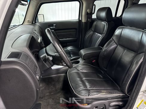 Used 2006 HUMMER H3 image 24