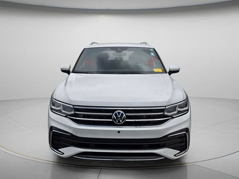 Certified 2023 Volkswagen Tiguan SEL R-Line AWD/4WD image 3
