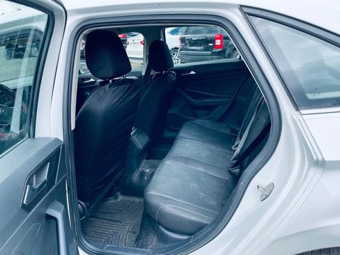 Used 2019 Volkswagen Jetta SE FWD image 22