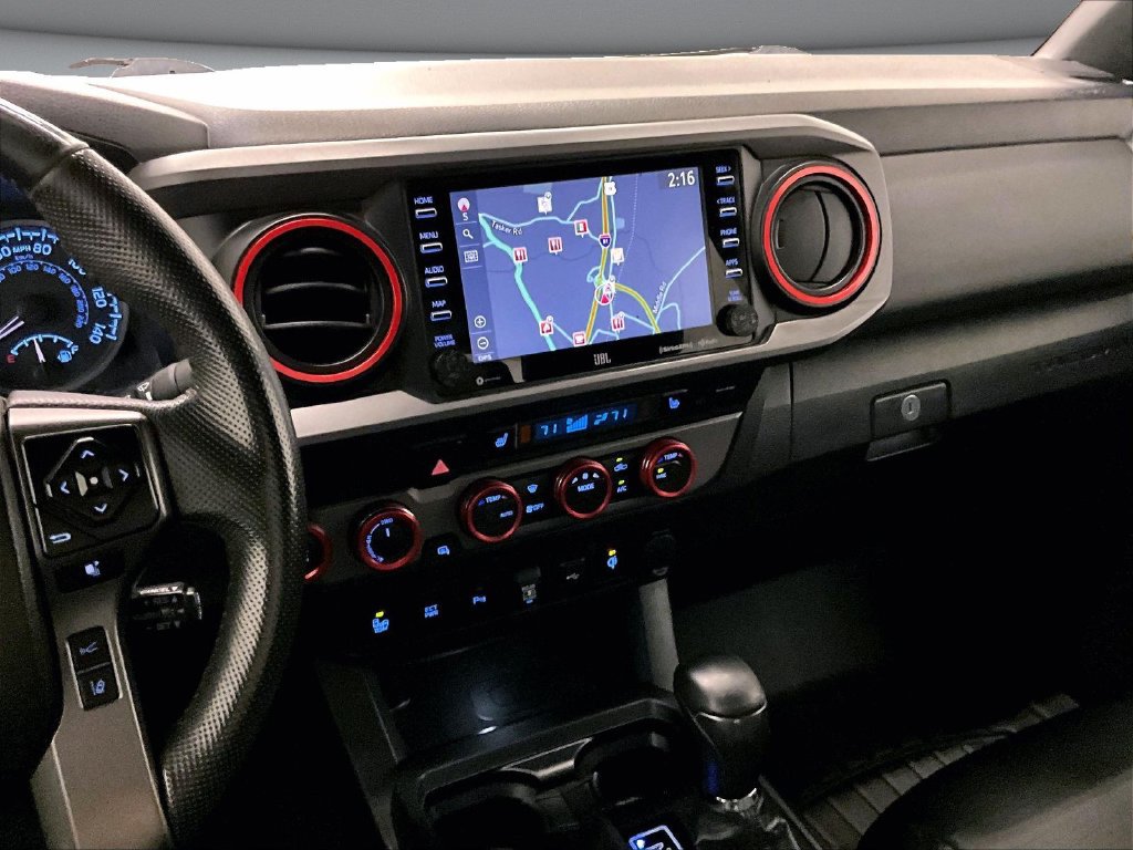 Used 2021 Toyota Tacoma TRD Sport w/ TRD Premium Sport Package AWD/4WD image 10
