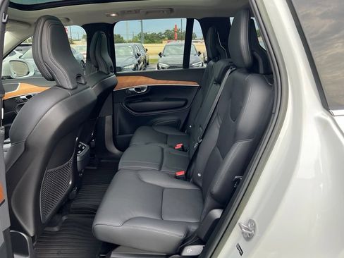 Certified 2023 Volvo XC90 B5 Plus w/ Protection Package AWD/4WD image 21