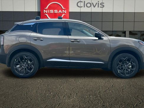 New 2026 Nissan Kicks SR w/ SR Premium Package image 9