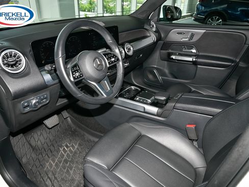 Used 2022 Mercedes-Benz GLB 250 image 5