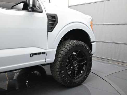 Used 2022 Ford F150 XLT w/ Equipment Group 302A High AWD/4WD image 8