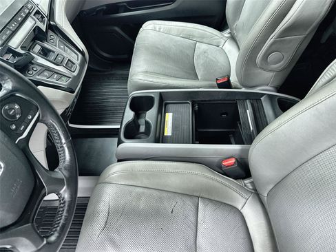 Used 2019 Honda Odyssey Elite image 19