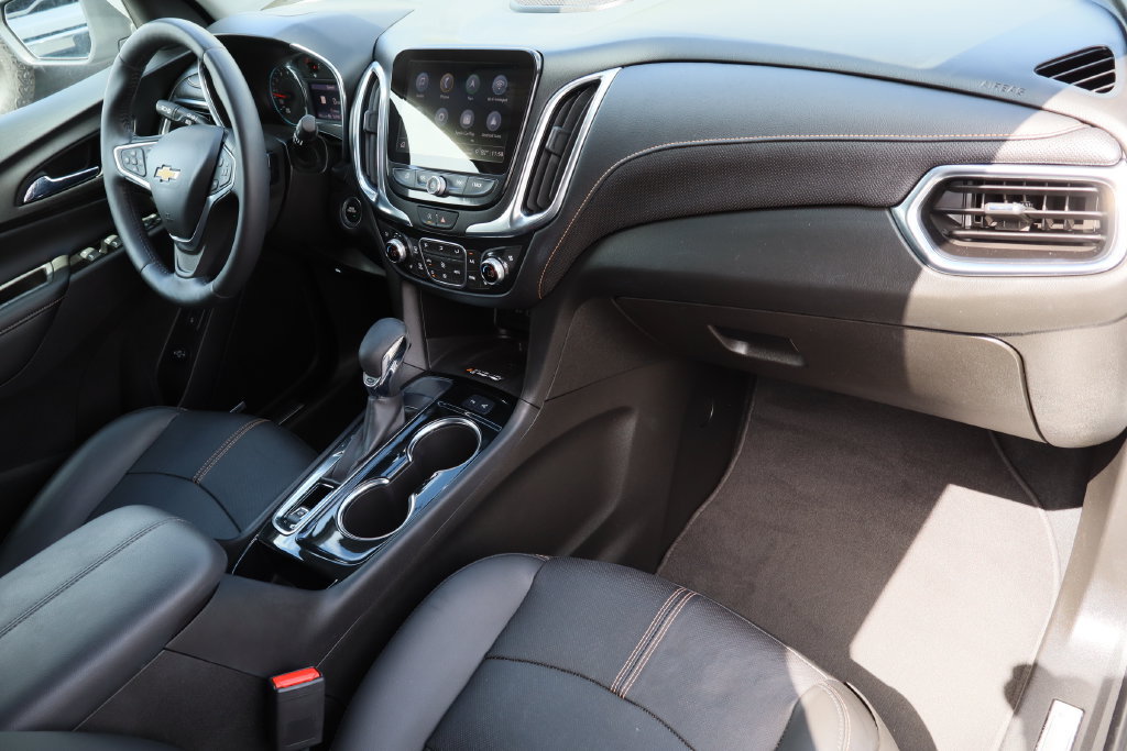 Certified 2022 Chevrolet Equinox Premier FWD image 30